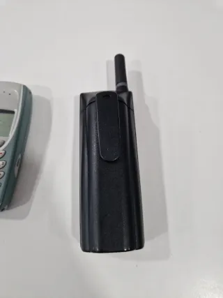 Lote móviles antiguos Ericsson, Nokia, Samsung