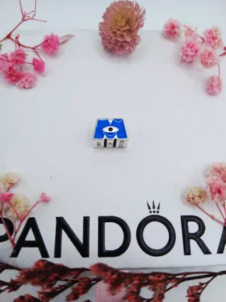 Charm Pandora Monstruos SA