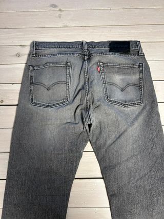 Levi's 510 Uomo Jeans W33 L30 Grigio