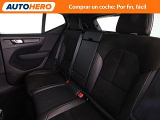 Volvo XC40 1.5 T2 R Design 2WD