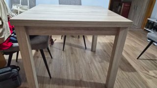 Mesa extensible apertura sobre + 4 sillas