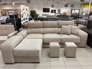 Sofá chaise longue con puf NUEVO