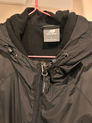 Chaqueta New Balance Negra Talla L