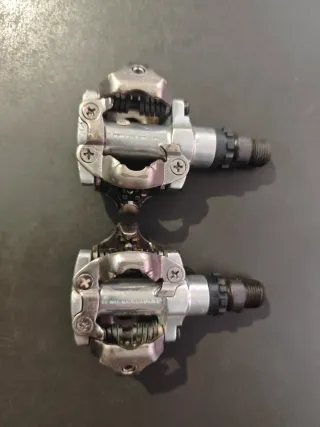 Pedales Shimano PD-M520