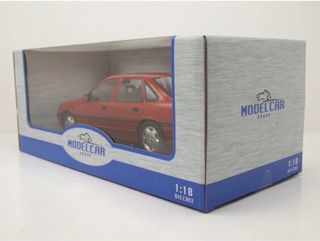 Opel Vectra escala 1/18