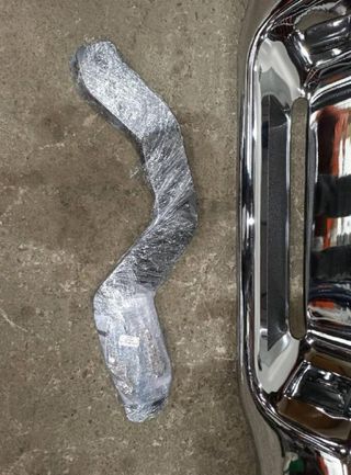 385675 paragolpes trasero 85014vk401 nissan pickup