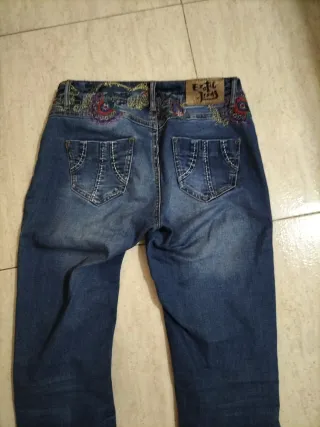 Pantalones vaqueros pitillo Desigual Talla XS