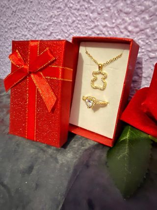 Conjunto Collar y Anillo Corazón Dorado
