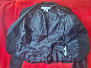 Chaqueta Zara Talla 36 Negra