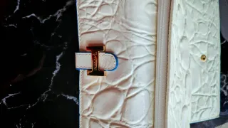 Portafoglio donna BURANI bianco