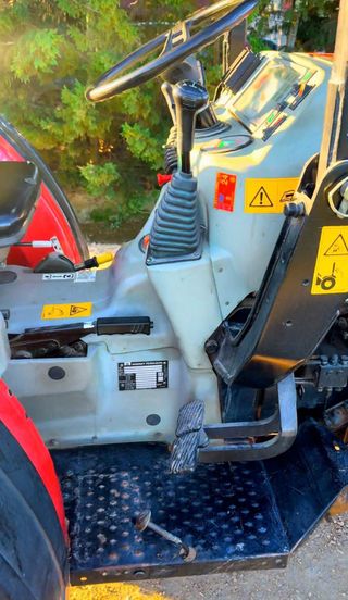 Massey Ferguson 374S – 994h –IMPECABLE