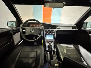 MERCEDES BENZ 190 E *UNICO* 2.3 1988