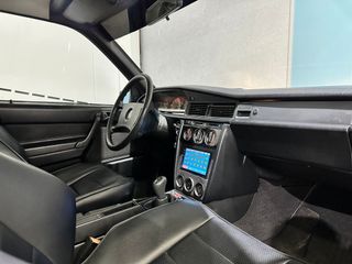 MERCEDES BENZ 190 E *UNICO* 2.3 1988