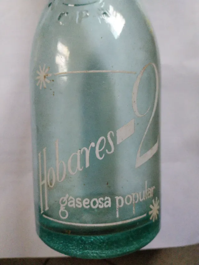 BOTELLA DE GASEOSA DE 1/2 HOBARES.