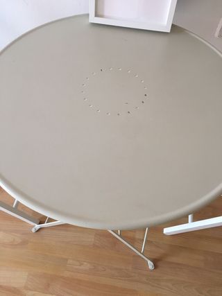 Mesa y 2 Sillas Plegables