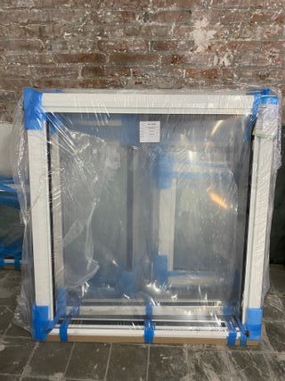 Ventana corredera aluminio blanco 120x105 + persia