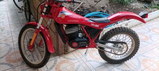 Montesa Cota 304 Roja