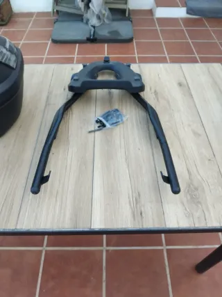 Maleta Givi+Soporte para Yamaha Tenere 700