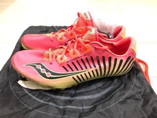 Zapatillas clavos Saucony Showdown 2 Velocidad