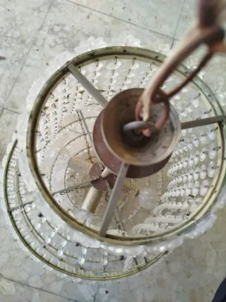 Lámpara de techo antigua