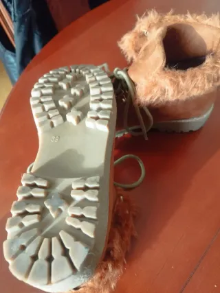 Botas de ante con pelo