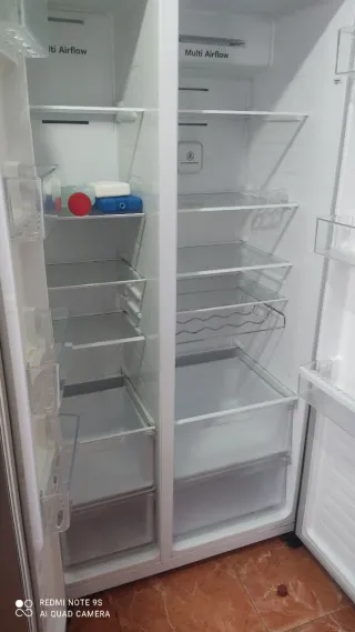 Frigorífico Americano Hisense RS677N4BIE