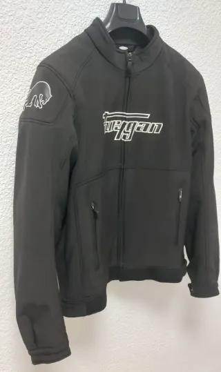Chaqueta de moto Furygan con protecciones.