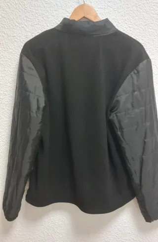 Chaqueta de moto Furygan con protecciones.