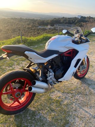 Ducati Supersport S Blanca 2018