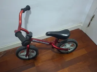 Bici de aprendizaje Chicco Roja