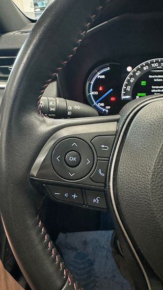 Toyota Rav4 2.5L PLUGIN 300PH eCVT Style Plus