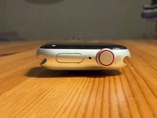 Apple Watch SE GPS + Celular 40mm Aluminio