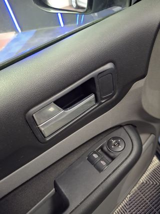 FORD Focus 1.6Ti VCT Trend