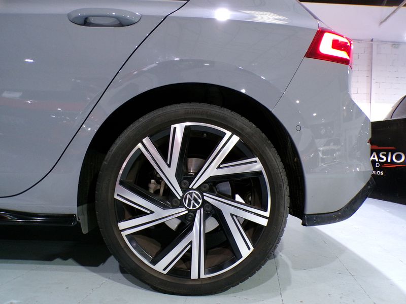 Volkswagen Golf 2024, foto 13