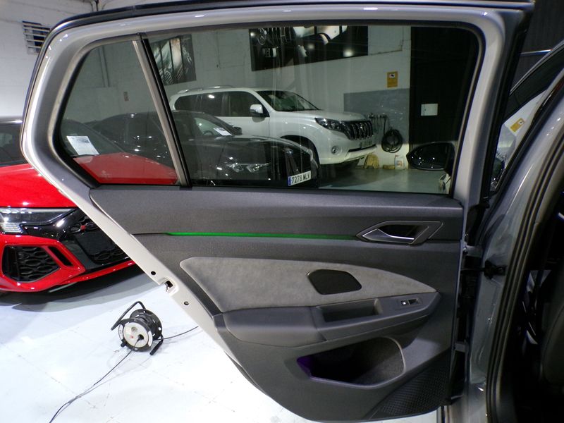 Volkswagen Golf 2024, foto 29