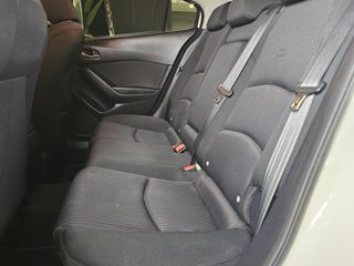 MAZDA Mazda3 1.5 DE 77kW 105CV AT Luxury