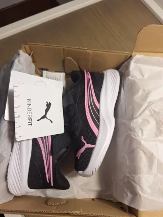 Sneakers Puma Bambina Nere Rosa Taglia 22
