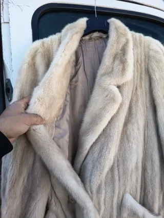 Abrigo de pelo mujer beige