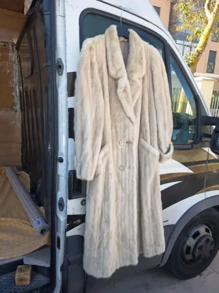 Abrigo de pelo mujer beige