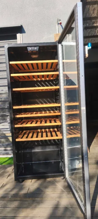 Nevera Vinoteca 60x60x150h bizona Fraivin