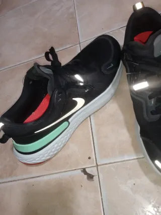 Zapatillas Nike React Miler Negras/Verdes