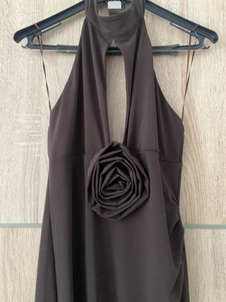 Vestido Halter Marrón con Flor