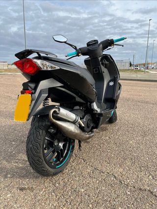 Peugeot Speedfight 4 49cc Negra