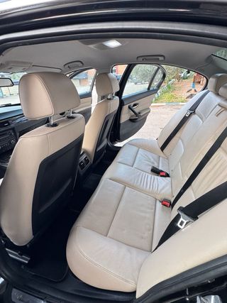 Vendo o cambio BMW 320D XDRIVE 2011 184cv 367700km