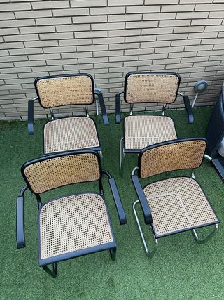 Set 4 Sillas Cesca Ratán Metal Negro