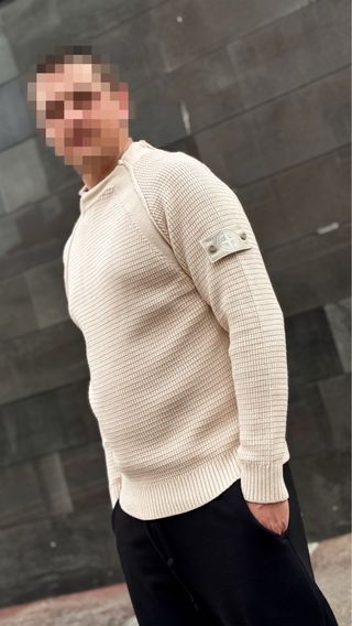 “NUEVO” Jersey de Stone Island beige - talla “L”