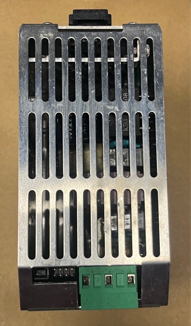 Cargador Baterías Inteligente ADEL CBI1210A