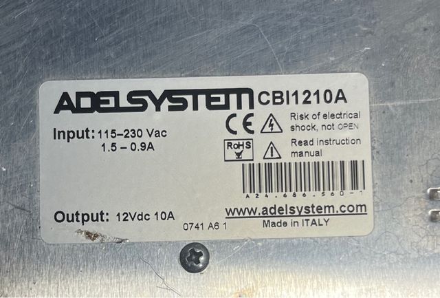 Cargador Baterías Inteligente ADEL CBI1210A