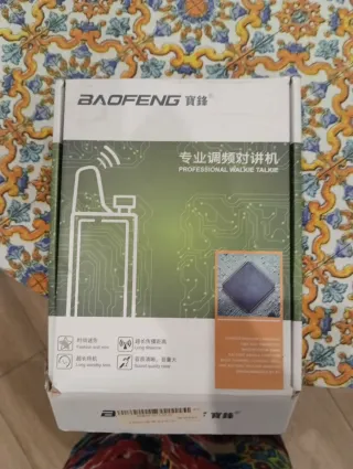 Walkie Talkie Baofeng Negro