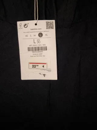 Vestido Bershka negro corto